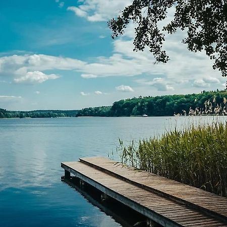 Ferienzimmer Direkt Am See Priepert Luaran gambar