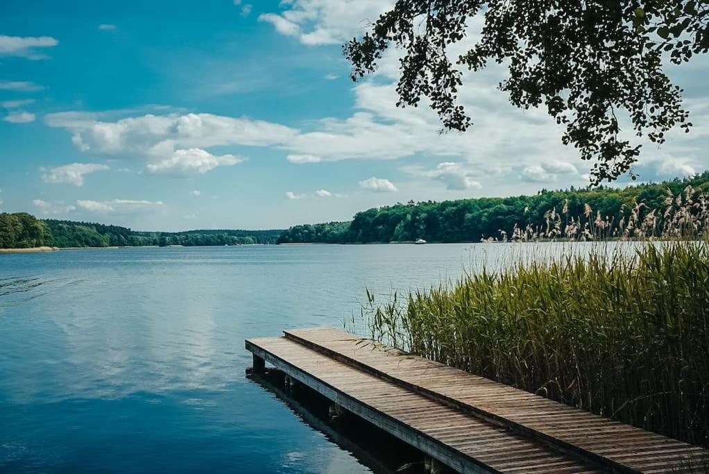 Ferienzimmer Direkt Am See Priepert Luaran gambar